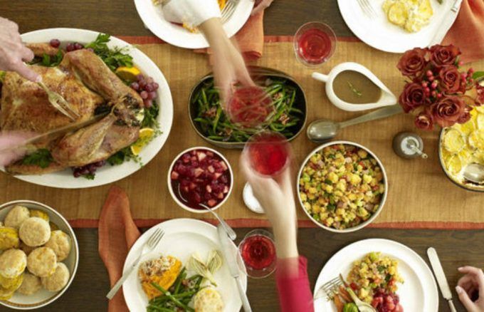 Want to save some serious cash on your Thanksgiving festivities? Read these money saving tips to help.
